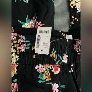 Size 1X Bnwt Starting Bid $10